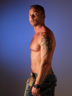 Myscled daddy showing his ass by Jalif Studio by Jalif Studio image #8