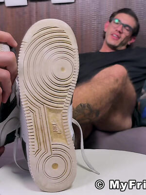 Vinni's Feet Worshiped by My Friends Feet by My Friends Feet image #1